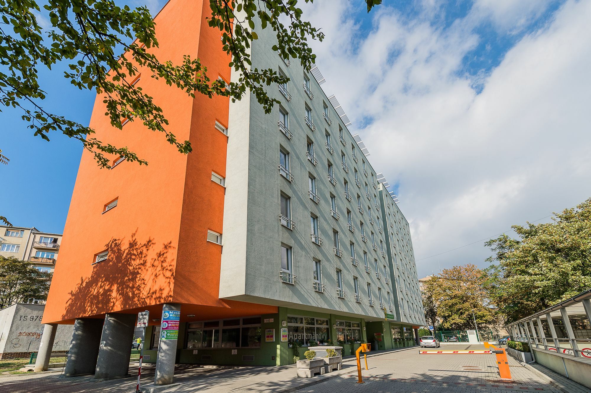 My Home Apartments Bratislava Eksteriør bilde